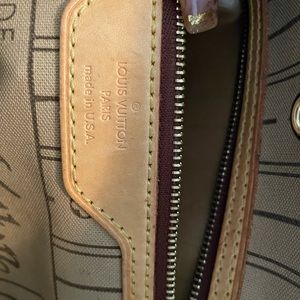 Louis Vitton SM Neverfull Tote